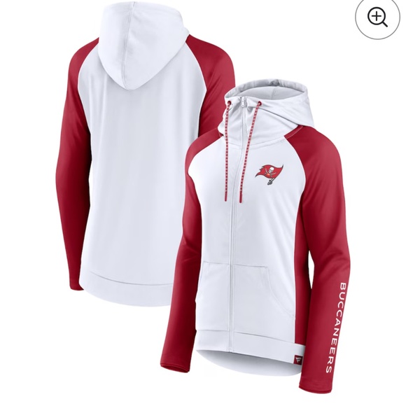 NWOT Buccaneers Zip - Picture 1 of 4